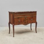1480 7431 CHEST OF DRAWERS